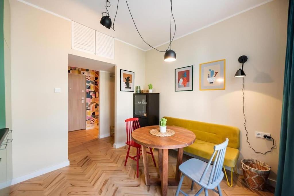 Eclectic City Apartment Near Old Town Warszawa Eksteriør billede