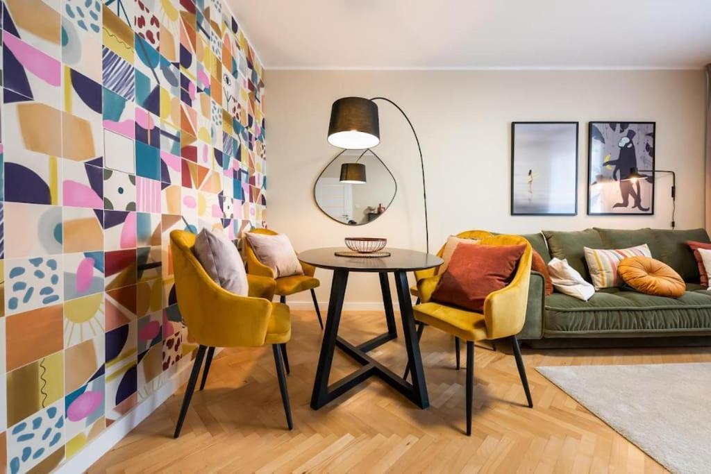 Eclectic City Apartment Near Old Town Warszawa Eksteriør billede