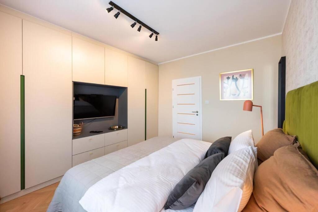 Eclectic City Apartment Near Old Town Warszawa Eksteriør billede