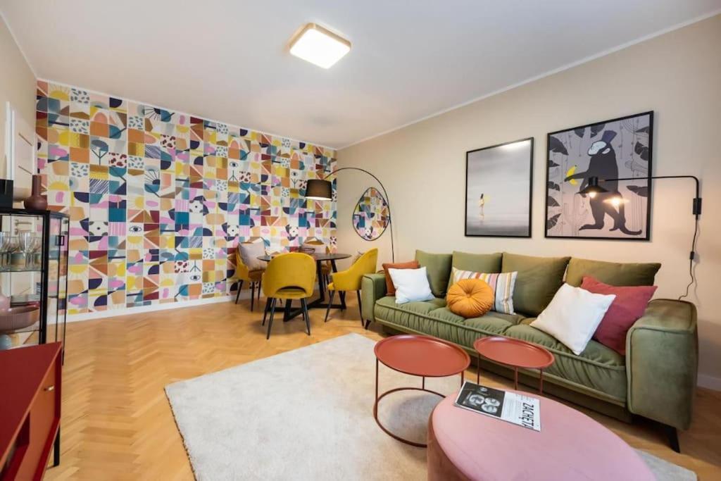 Eclectic City Apartment Near Old Town Warszawa Eksteriør billede